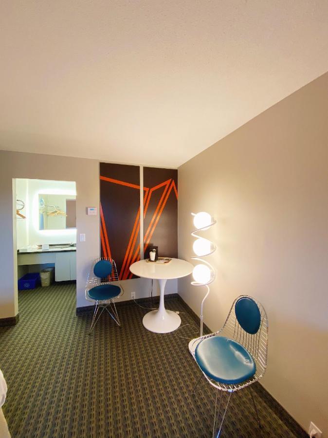 ฮาวเวิร์ด จอห์นสัน บาย วินด์แฮม เกรเวนเฮิสต์ Hotel กราเวนเฮิร์สต์ ภายนอก รูปภาพ