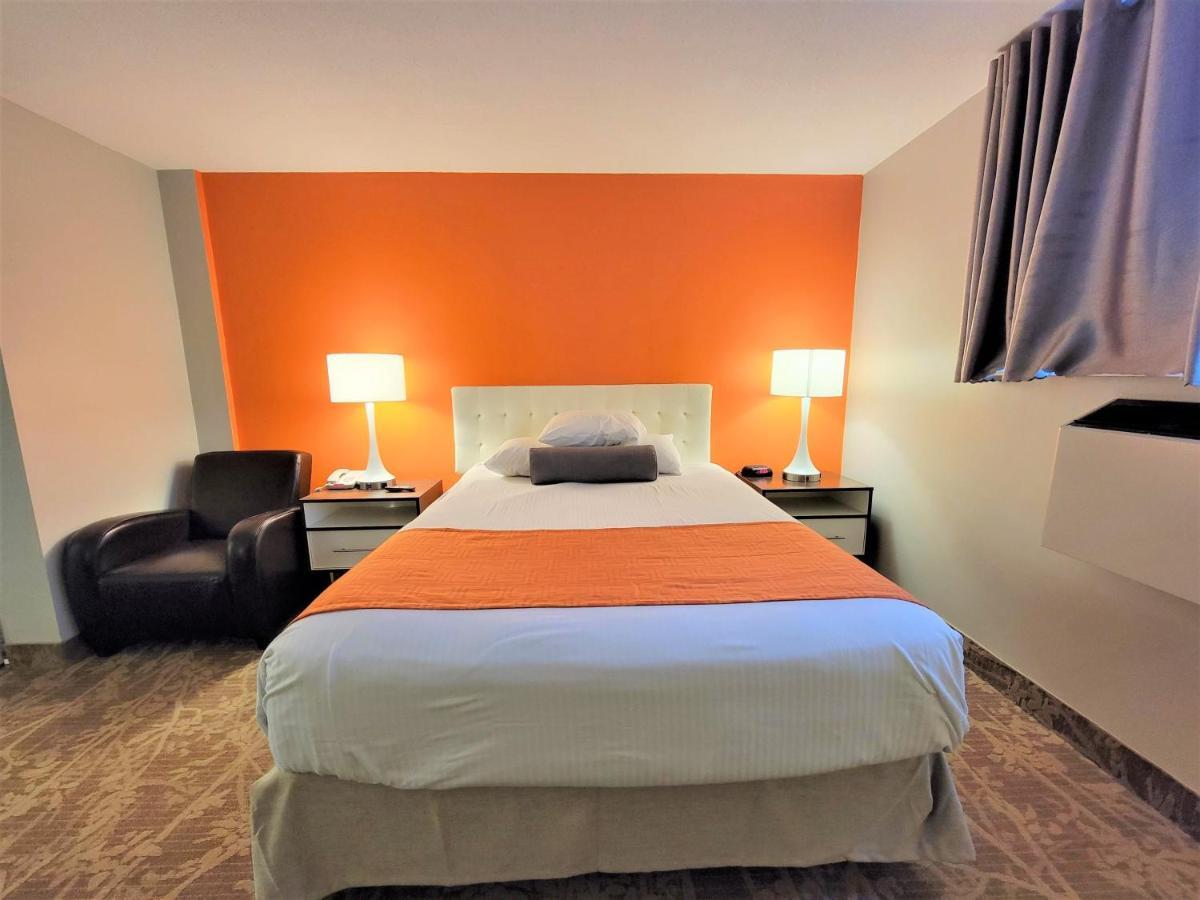 ฮาวเวิร์ด จอห์นสัน บาย วินด์แฮม เกรเวนเฮิสต์ Hotel กราเวนเฮิร์สต์ ภายนอก รูปภาพ